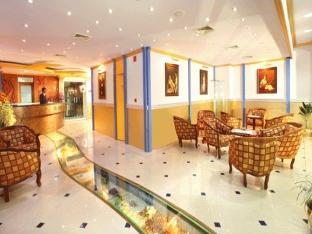 Grand Seasons Otel Kochi Dış mekan fotoğraf
